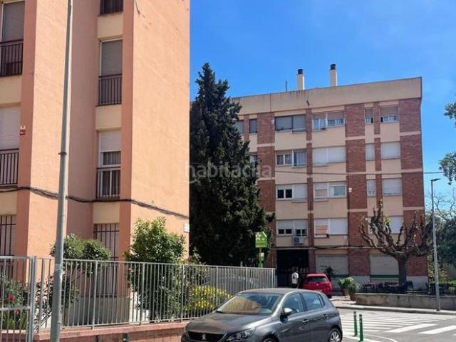 Piso en venta en Rubí, Ca n´Alzamora. Pisos.