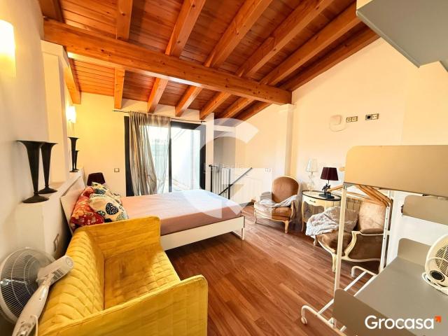 Piso en venta en Rubí, Centre. DÚPLEX CON TERRAZA EN PLENO CENTRO DE RUBI. Pisos.