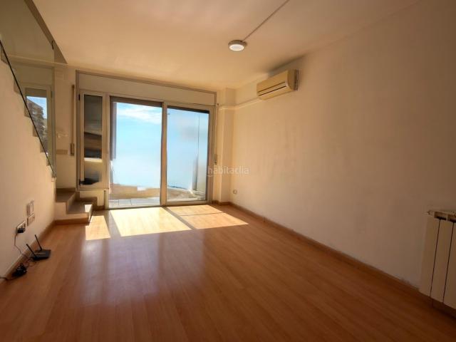 Piso en venta en Rubí, Centre. Próxima estación tu casa. Pisos.