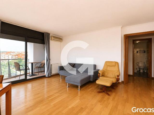 Piso en venta en Rubí, La Serreta. DÚPLEX PARA REFORMAR. Pisos.
