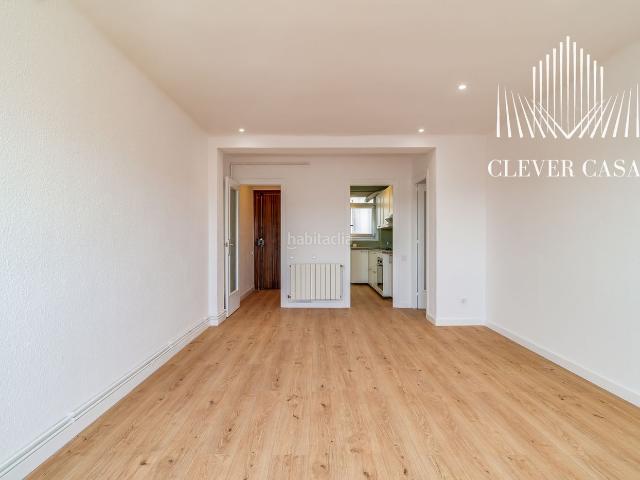 Piso en venta en Rubí, Les Torres. Piso reformado, muy luminoso y con vistas despejadas a 2 minutos de la estación de Rubí. Pisos.