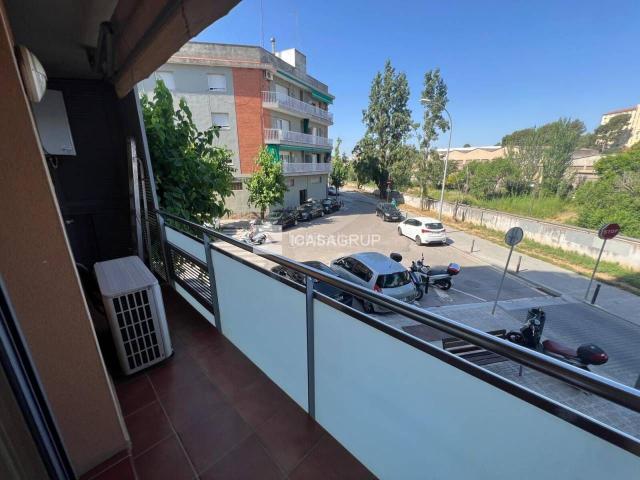 Piso en venta en Rubí, Zona Industrial. OPORTUNIDAD EN ZONA MUTUA!. Pisos.