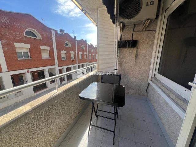 Piso en venta en Rubí, Zona Nord. LUMINOSO PISO DE 2 HABITACIONES 1 BAÑO GRAN BALCÓN EN ZONA NORD RUBÍ. Pisos.