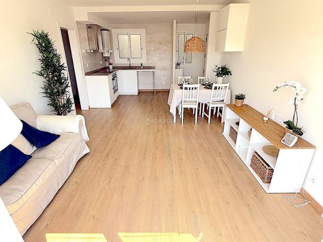 Piso en venta en Rubí, Zona Nord. PISO TOTALMENTE REFORMADO CON TERRAZA Y ASCENSOR. Pisos.