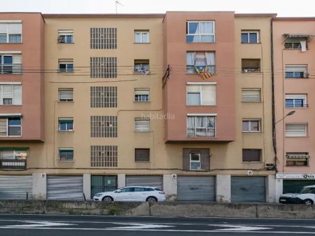 Piso en venta en Rubí, Zona Nord. Rubí, Barcelona. EN RENTABILIDAD se vende alquilado, no se puede visitar ni hipotecar. Pisos.