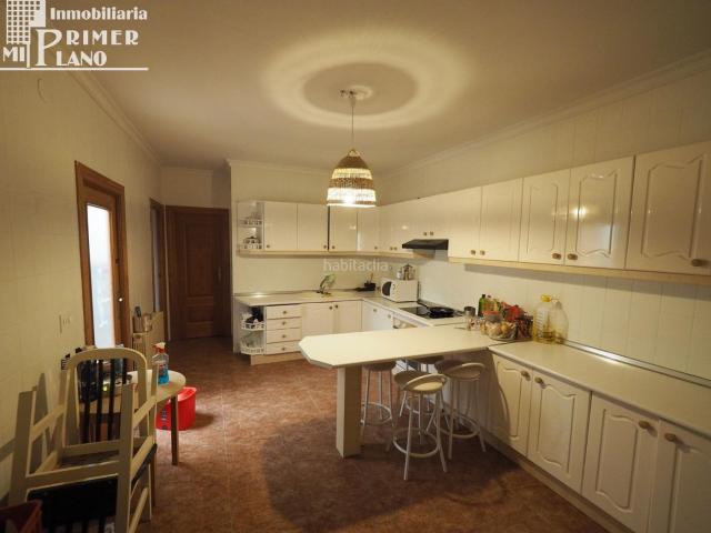 Piso en venta en Ruidera. Amplio Piso de Oportunidad en Ruidera Ideal para Familias NO TIENE ASCENSOR. Pisos.