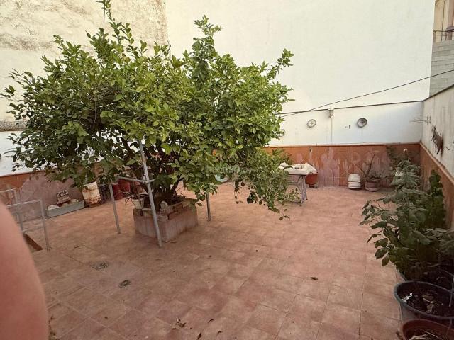 Piso en venta en Rute. Piso Ramón y Cajal. Pisos.