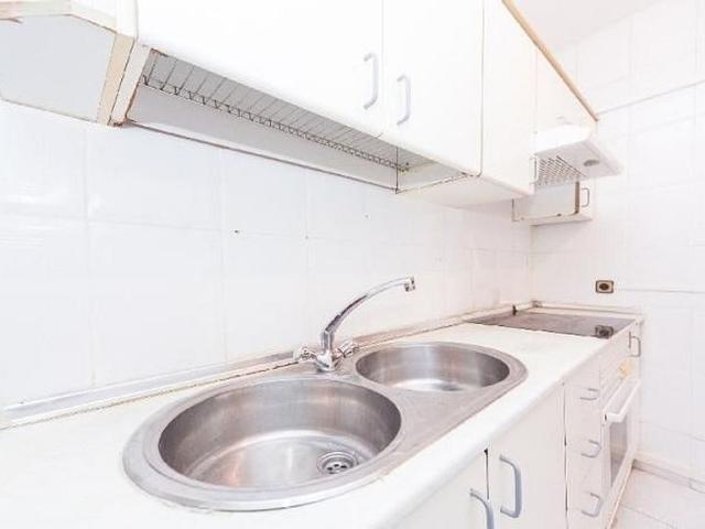 Piso en venta en rambla Catalana, Hospitalet de Llobregat, L´, de 45 m² 2 habitaciones por 113.570