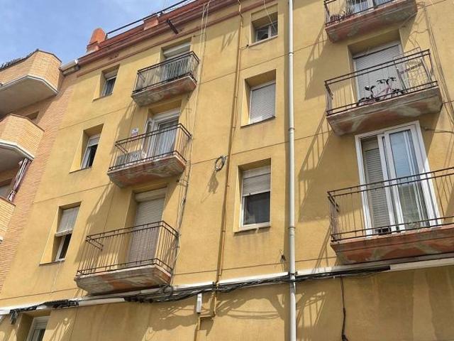 Piso en venta en rambla De Sant Ferran, Igualada, de 87 m² 3 habitaciones por 110.000