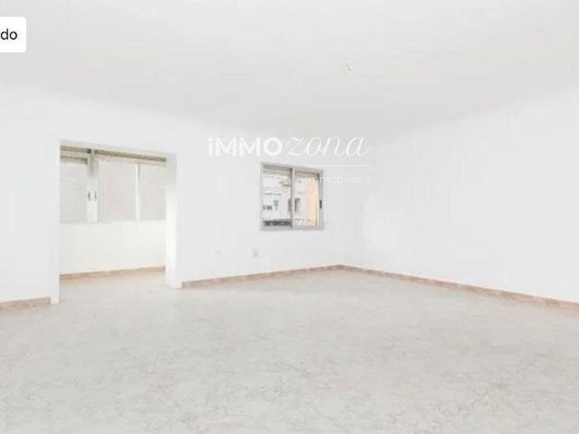 Piso en venta en rambla De Sant Jordi, Ripollet, de 77 m² 2 habitaciones por 115.450
