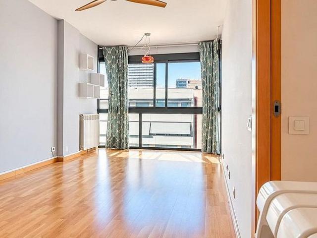 Piso en venta en rambla Del Poblenou, Barcelona, de 55 m² 2 habitaciones por 634.000