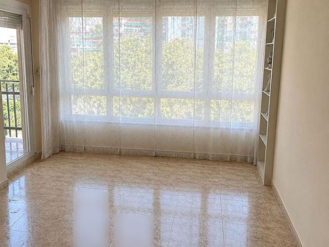 Piso en venta en rambla Just Oliveras, Hospitalet de Llobregat, L´, de 98 m² 3 habitaciones por 418.000