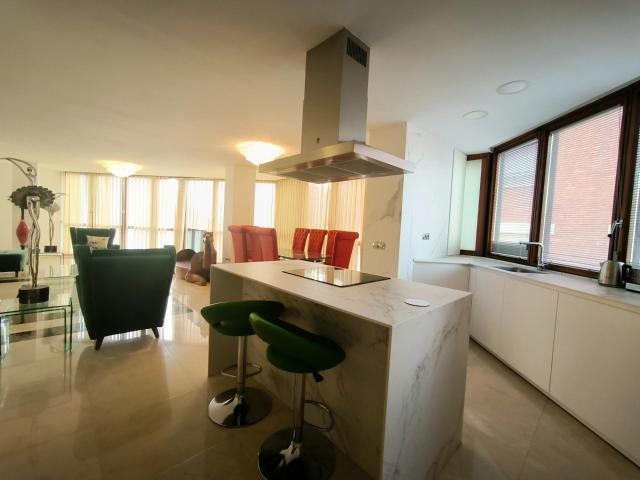 PISO EN VENTA EN RAMBLA MENDEZ NUÑEZ CON VISTAS AL MAR