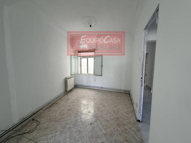 Piso en venta en Recatelo O Carme 27004