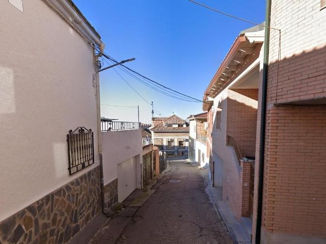 Piso en venta en Recas. VENTA EN CONDICIONES ESPECIALESCESIÓN DE CRÉDITO. ACTIVO SIN POSESIÓN, NO HIPOTECABLE. Pisos.