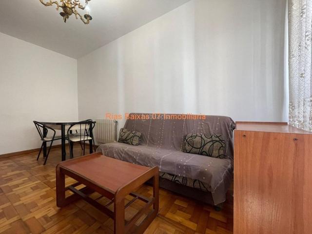 Piso en venta en Redondela. REF 4245 PISO 3 DORM. CON ASCENSOR CÉNTRICO REDONDELA. Pisos.