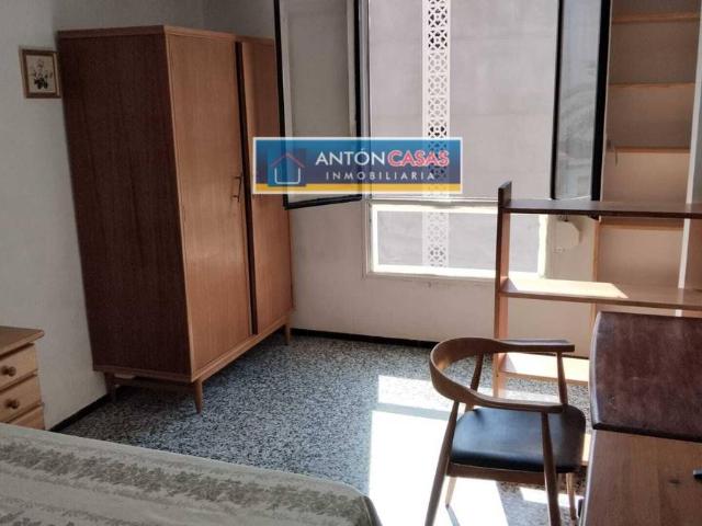 Piso en Venta en Reina Victoria Miguel Hernández