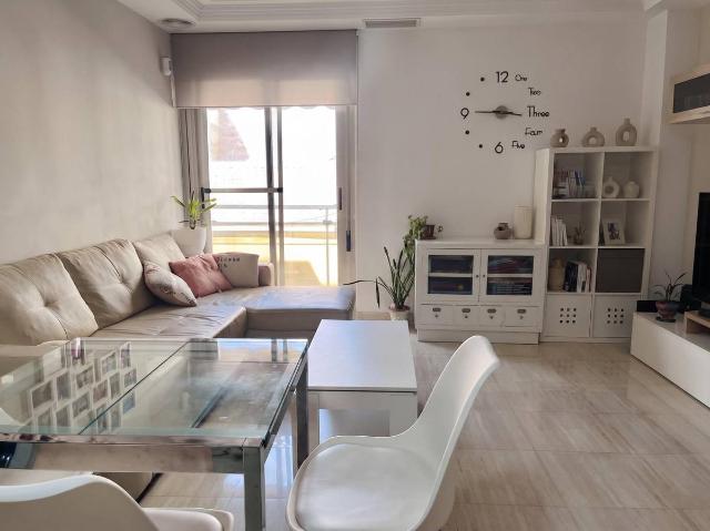 Piso en Venta en Reina Victoria Miguel Hernández