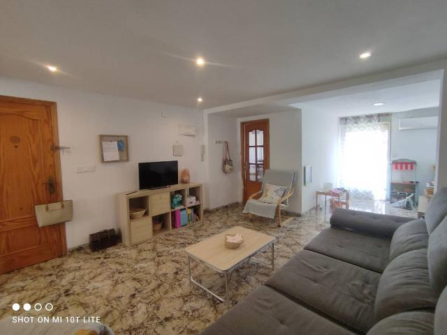Piso en Venta en Reina Victoria Miguel Hernández