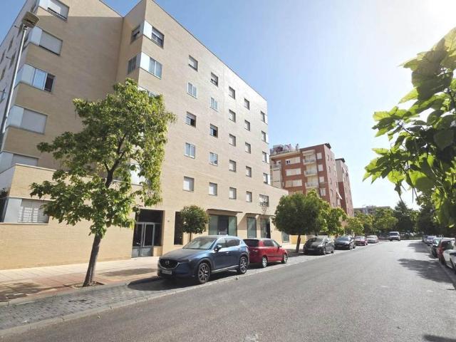 Piso en Venta en Renfe Bulevar 1ª y 2ª Fase