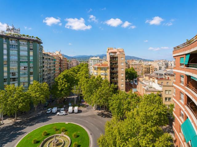 Piso en venta en Reus, Centre. Piso en Passeig Sunyer con increíbles vistas. Pisos.