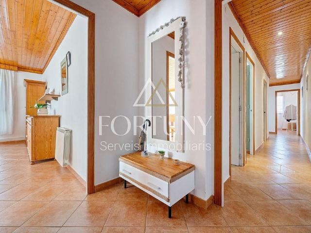 Piso en venta en calle D'en Sardà, Reus, de 115 m² 4 habitaciones por 149.500