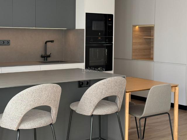 Piso en venta en Reus, Mestral. Piso completamente reformado en el Barrio Niloga Listo para entrar a vivir!. Pisos.
