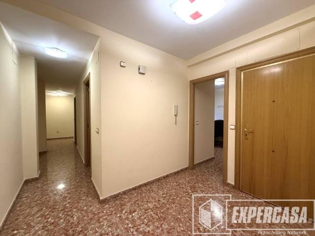 Piso en Venta en Riba roja de Túria