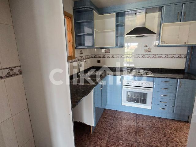 Piso en venta en Ripollet, Ajuntament Maragall. Pisos.