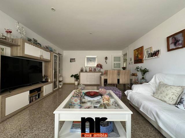 Piso en venta en Ripollet, Can Clos Pinetons. Magnifico Piso en venta en Pinetons. Pisos.