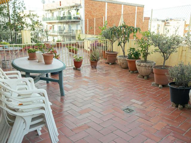 Piso en venta en Ripollet, Centre. Pisos.