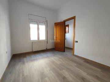 Piso en venta en Ripollet, Sant Andreu Gassó Vargas. Encantador piso bajo con patio privado en Ripollet. Pisos.