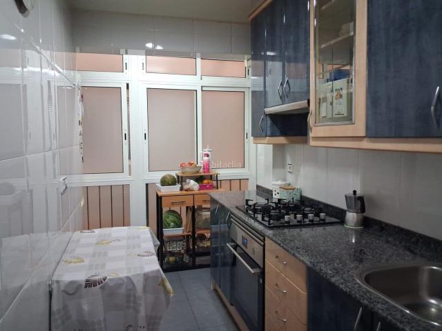 Piso en venta en Ripollet, Zona Industrial. Pisos.