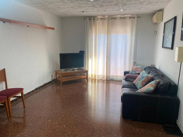 Piso en Venta en Riu Sud
