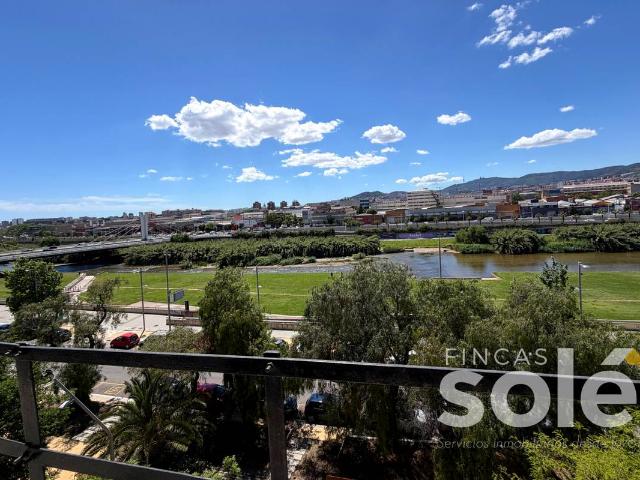 Piso en Venta en Riu Sud