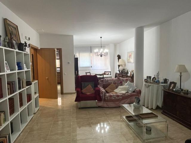 Piso en venta en Riudecanyes. PRECIOSA PLANTA BAJA CON PARKING EN RIUDECANYES!. Pisos.