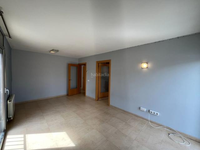 Piso en venta en Riudellots de la Selva. Pis de 3hab en venda. Possibilitat d'aparcament. Pisos Riudellots de la.