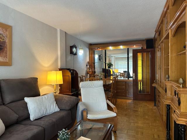 Piso en venta en Rivas Vaciamadrid, Covibar Pablo Iglesias. Descubre esta espléndida vivienda en el corazón urbano de Covibar. Pisos Rivas.