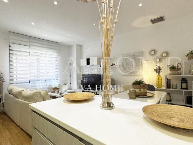 Piso en venta en Rivas Vaciamadrid, Rivas Futura. BAJO DE UN DORMITORIO EN RIVAS FUTURA CON ZONAS COMUNES CON PISCINA. Pisos Rivas.