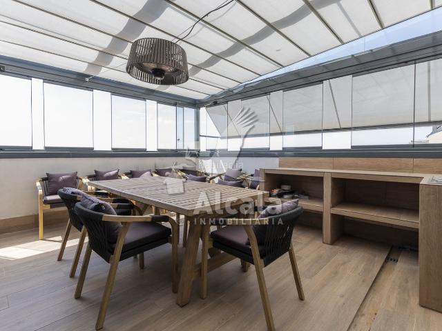 Ático en venta en Rivas Vaciamadrid, Urbanizaciones. Un ático dúplex que redefine el lujo y la forma de vivir. Áticos Rivas.