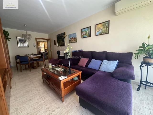 Piso en venta en Roca del Vallès La. Pis exterior amb pàrquing al centre de La Roca del Vallès. Pisos Roca del Vallès.