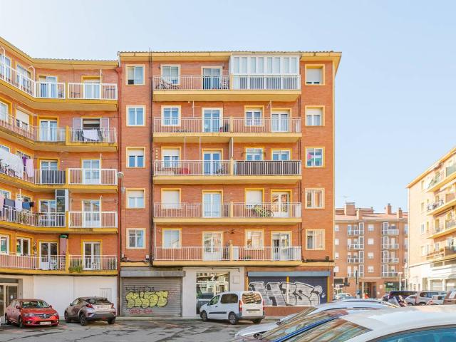Piso en Venta en Rochapea