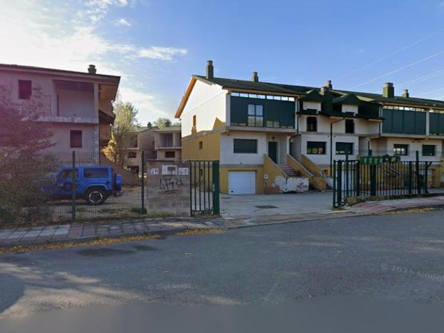 Piso en venta en Robla la, Calle ramon y cajal