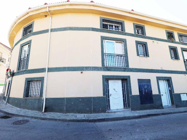 Piso en venta en Robledo de Chavela. ESTUPENDO APARTAMENTO. Pisos Robledo de.