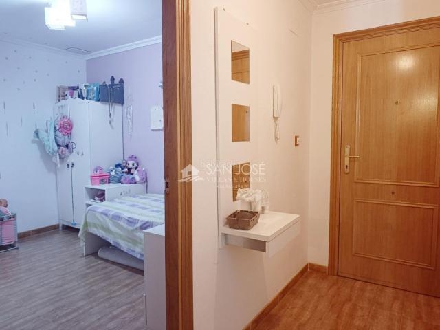 Piso en venta en Romana la. SE VENDE PISO AÑO 2007 CON GARAJE Y TRASTERO EN LA ROMANA. Pisos Romana.