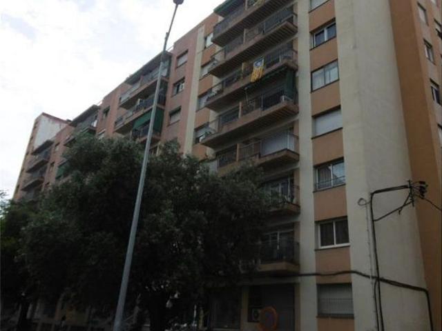 Piso en venta en ronda O'donnell, Mataró, de 65 m² 1 habitación por 154.000