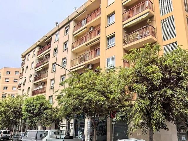 Piso en venta en ronda O'donnell, Mataró, de 90 m² 4 habitaciones por 170.000