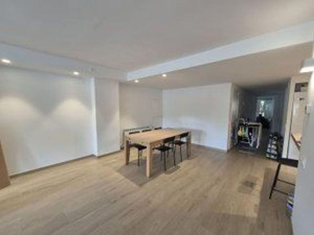 Piso en venta en ronda De Francesc Camprodon, Vic, de 115 m² 3 habitaciones por 252.000