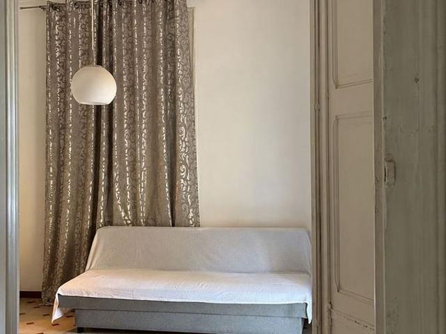 Piso en venta en ronda De la Via, Hospitalet de Llobregat, L´, de 80 m² 4 habitaciones por 135.000