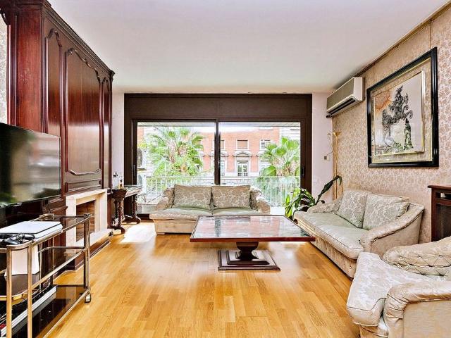 Piso en venta en ronda Del General Mitre, Barcelona, de 142 m² 5 habitaciones por 795.000